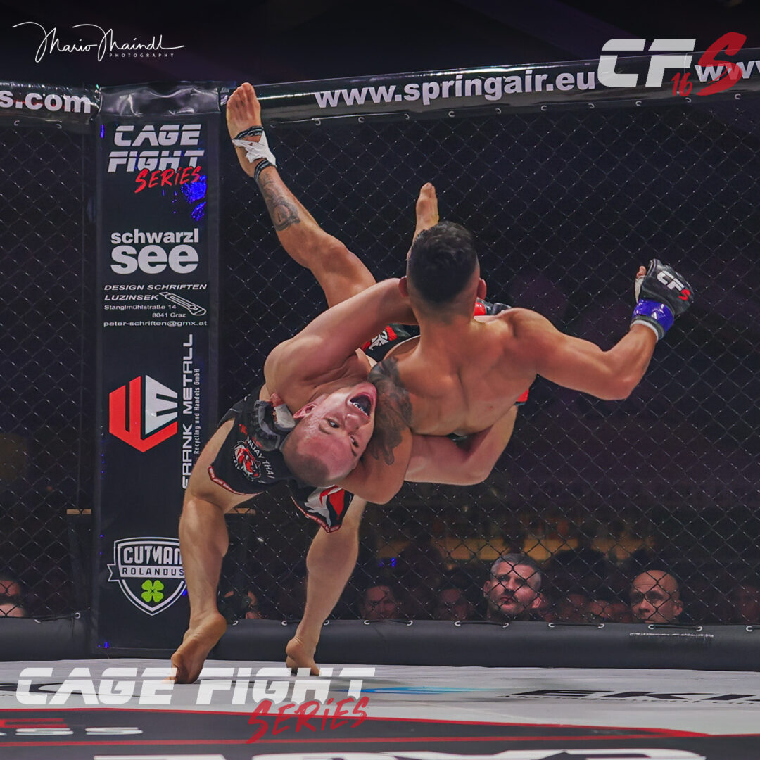 Cage Fight Series 17